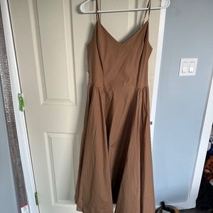 Aritzia Babaton Looksee Poplin Dress